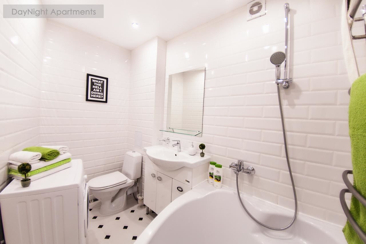 Апартаменты DayNight Apartments on Generala Beloborodova 5 Витебск-19