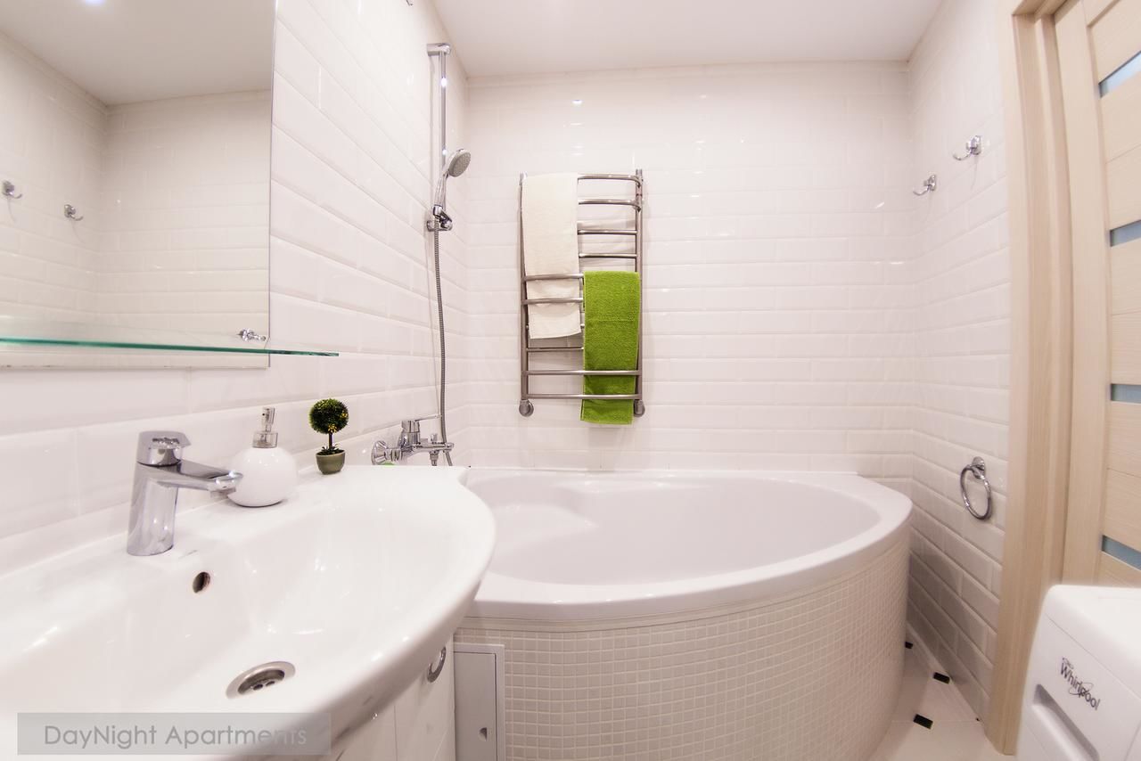 Апартаменты DayNight Apartments on Generala Beloborodova 5 Витебск-21